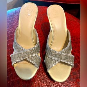 Guess 4” Cork Wedges size 7 1/2 M